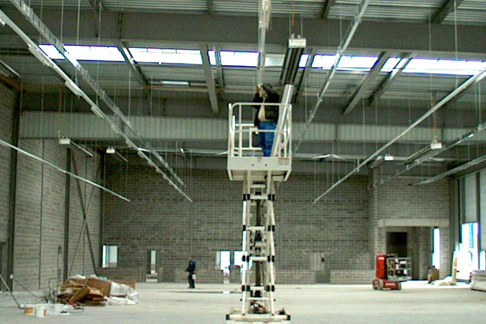 Electricien sur nacelle